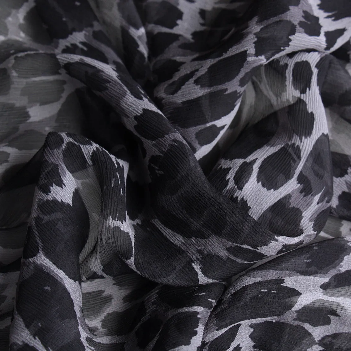 Nero Grigio Cat - Crinkle Chiffon