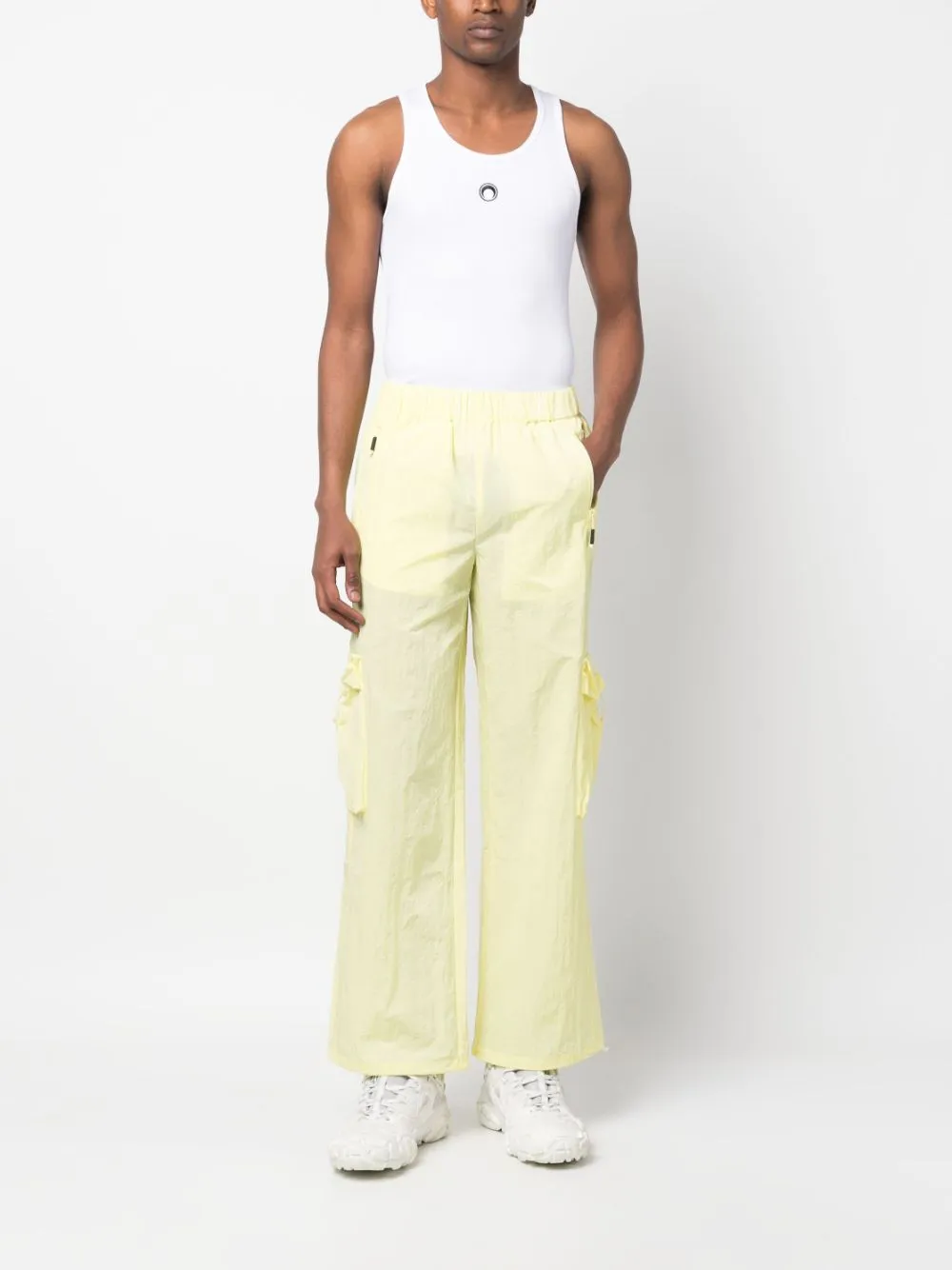 straight-leg cargo trousers
