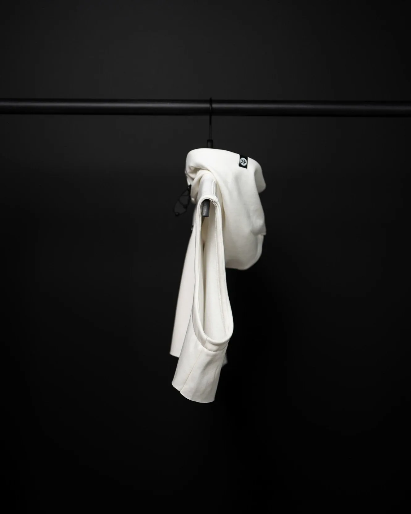 [ULTRALUX] Flex Crop Hoodie 2.0 - Ivory