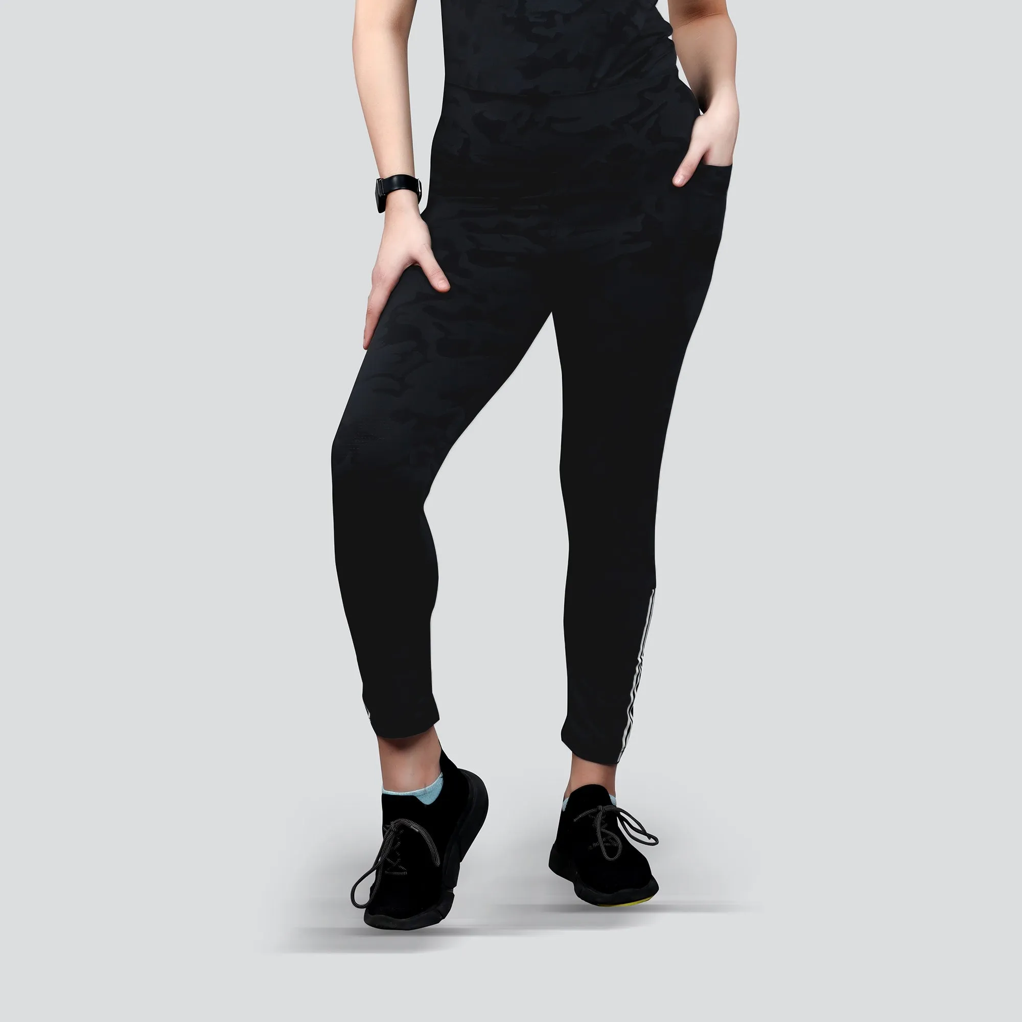 Women's Camo Workout Pants, High-Waisted Stretchable Yoga Leggings - Black